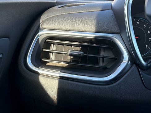 Used 2024 Chevrolet Equinox LT AWD/4WD image 20