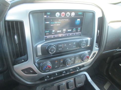 Used 2019 GMC Sierra 2500 SLT image 29