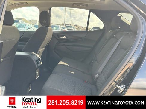 Used 2019 Chevrolet Equinox LT w/ Sun & Navigation Package FWD image 11