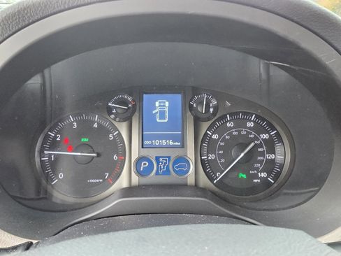 Used 2018 Lexus GX 460 image 16