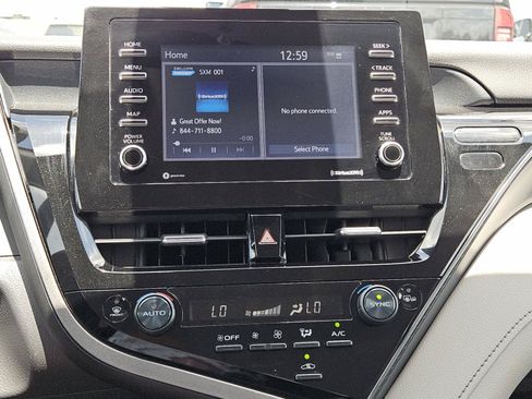 Used 2023 Toyota Camry SE FWD image 13