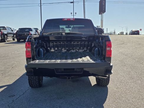 Used 2018 Chevrolet Silverado 1500 Custom w/ Custom Value Package image 7