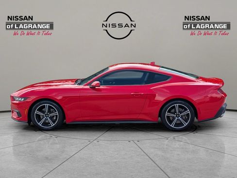 Used 2024 Ford Mustang Premium RWD image 8