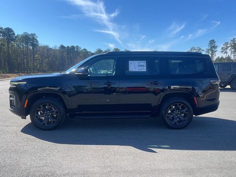 New 2026 Jeep Grand Wagoneer Limited AWD/4WD image 5