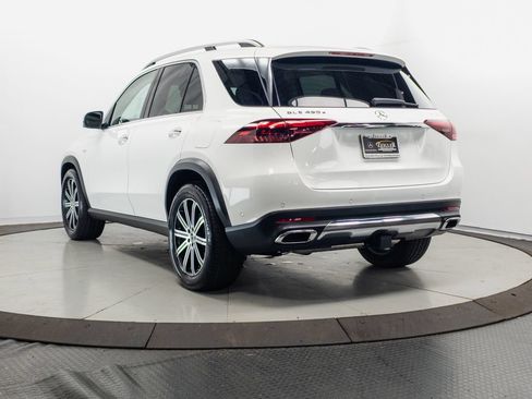 Used 2025 Mercedes-Benz GLE 450e 4MATIC w/ Driver Assistance Package image 29