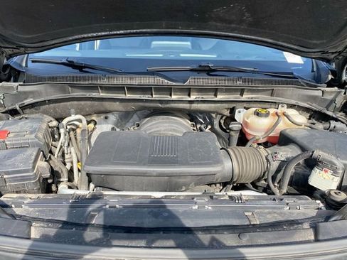 Used 2023 Chevrolet Suburban LT w/ LT Signature Plus Package image 16