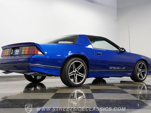 Used 1987 Chevrolet Camaro LT RWD image 28