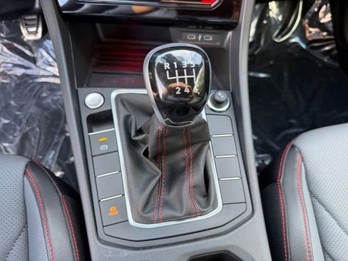 New 2026 Volkswagen Jetta GLI Autobahn FWD image 21