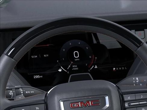 New 2026 GMC Yukon XL AT4 AWD/4WD image 18