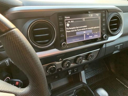 Used 2020 Toyota Tacoma SR5 image 26