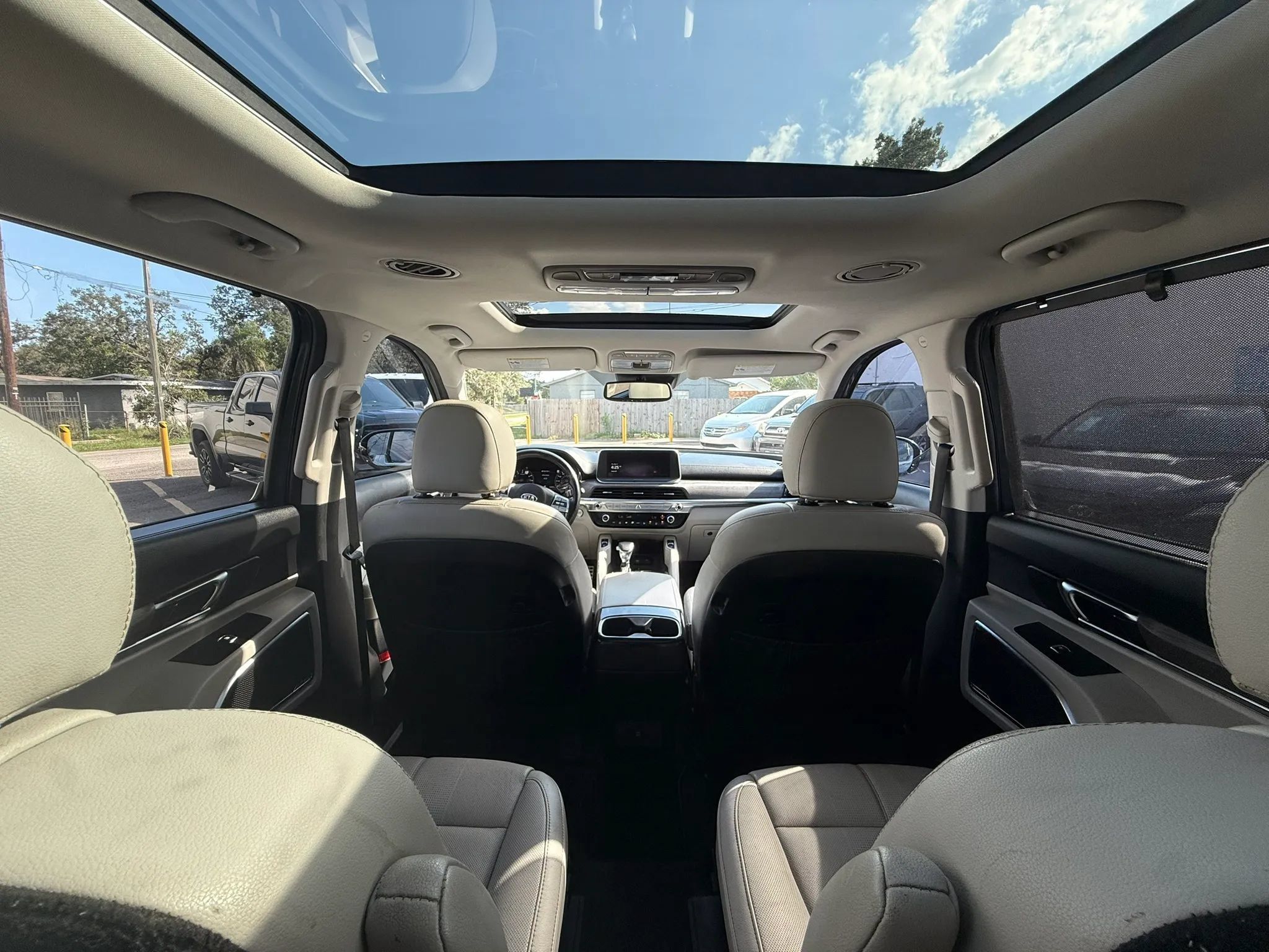Used 2020 Kia Telluride SX FWD image 16