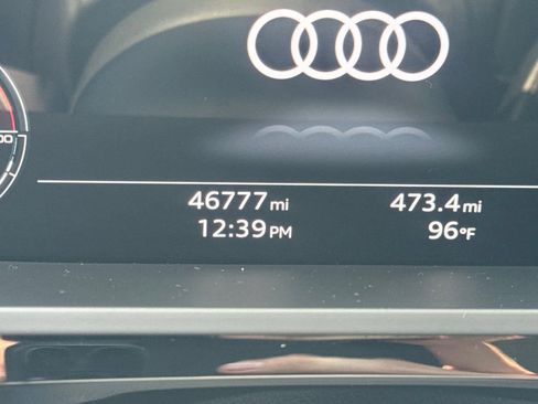 Used 2022 Audi e-tron Premium Plus AWD/4WD image 15