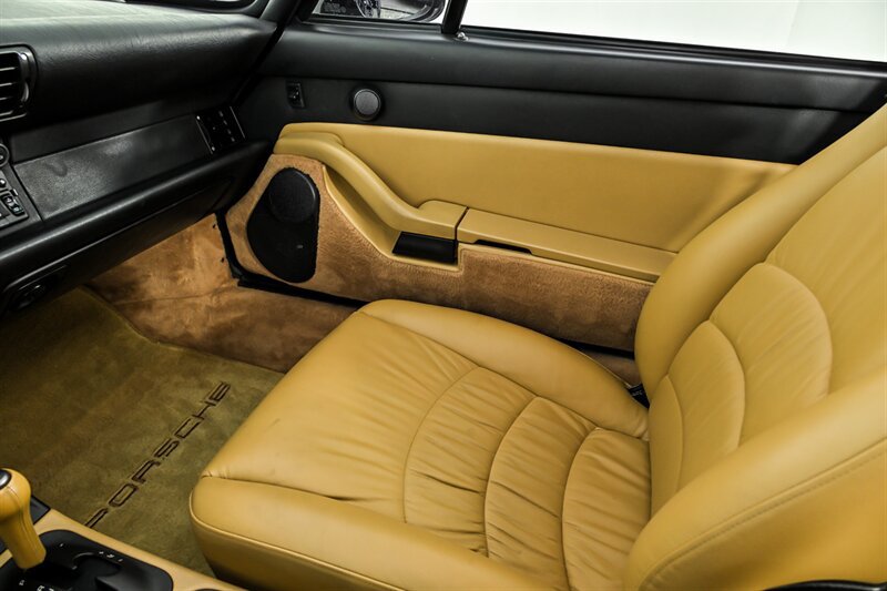 Used 1997 Porsche 911 Carrera RWD image 29