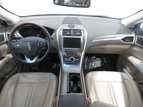 Used 2017 Lincoln MKZ Premiere FWD image 14