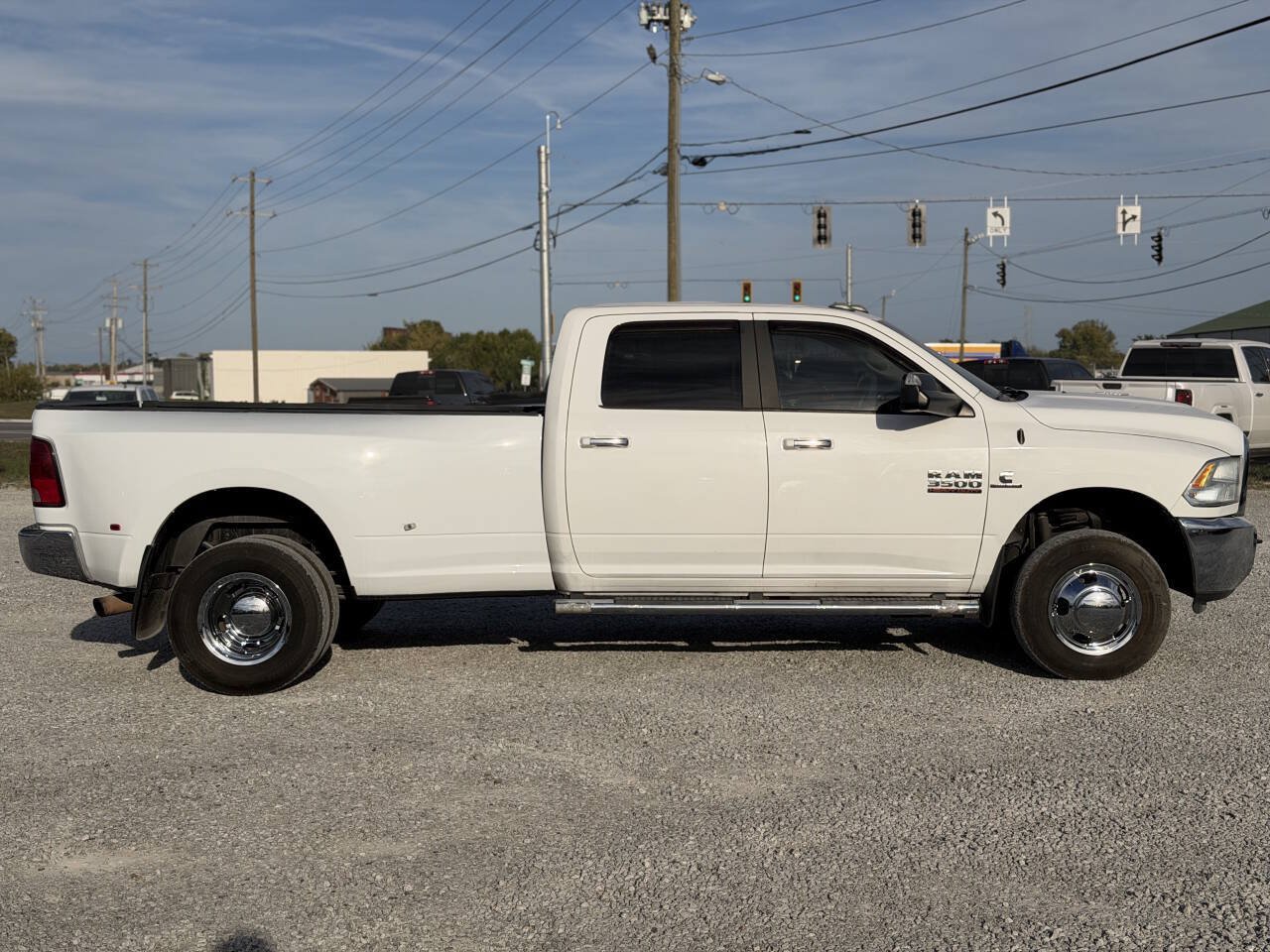 Used 2017 RAM 3500 SLT AWD/4WD image 6