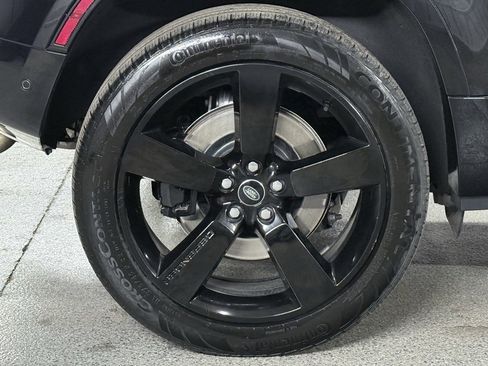 Used 2024 Land Rover Defender 90 V8 image 9