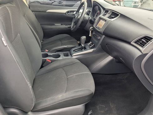 Used 2018 Nissan Sentra S image 29