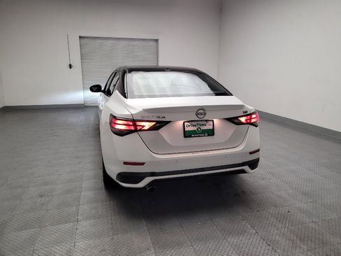 Used 2024 Nissan Sentra SR FWD image 6