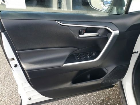 Used 2024 Toyota RAV4 XLE image 24