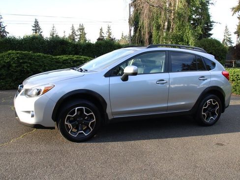 Used 2014 Subaru Crosstrek 2.0i Limited w/ Popular Package #2 AWD/4WD image 1