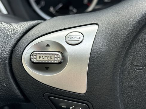 Used 2019 Nissan Sentra SV image 17