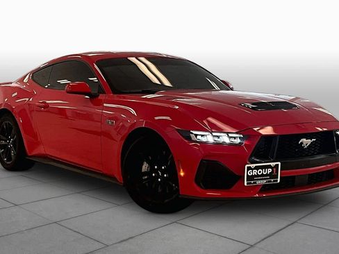 Used 2024 Ford Mustang GT RWD image 2