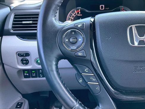 Used 2016 Honda Pilot Elite image 19