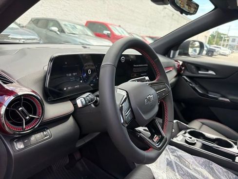 New 2026 Chevrolet Equinox RS w/ Convenience Package III AWD/4WD image 13