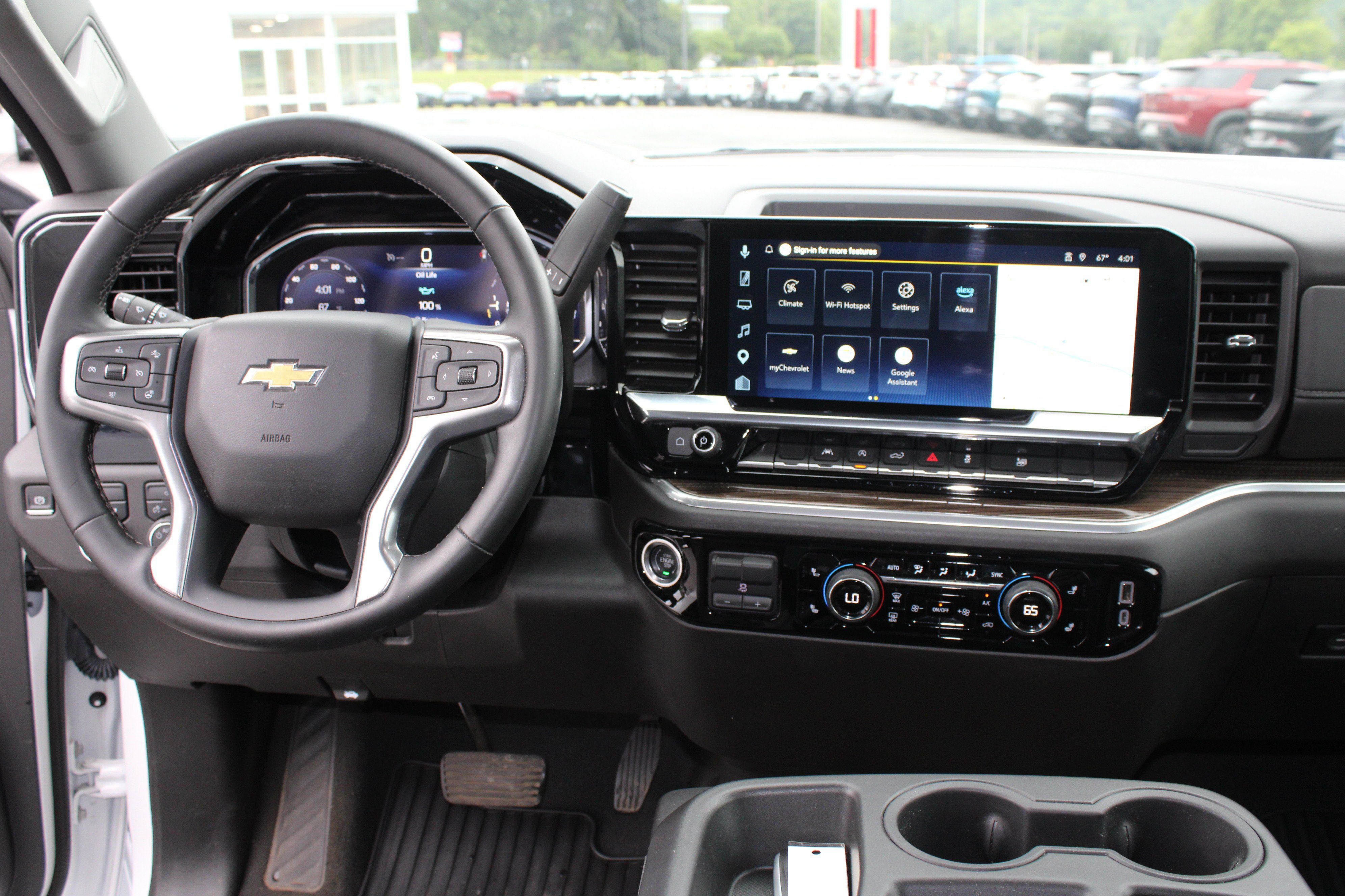 Used 2025 Chevrolet Silverado 1500 LT AWD/4WD image 21