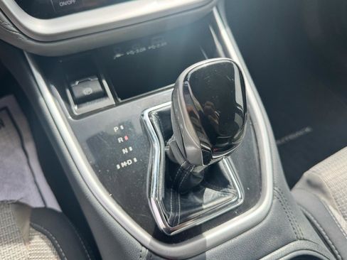 Used 2023 Subaru Outback Premium image 29