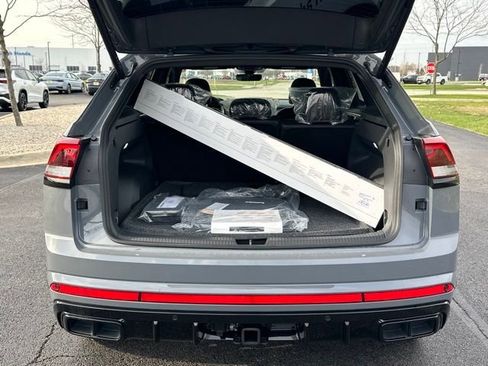 New 2026 Volkswagen Atlas Cross Sport SEL R-Line AWD/4WD image 18
