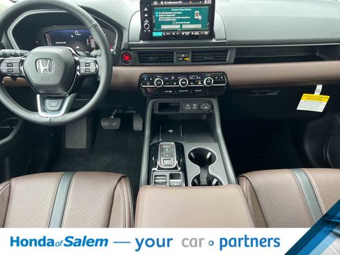 New 2025 Honda Pilot Elite image 4