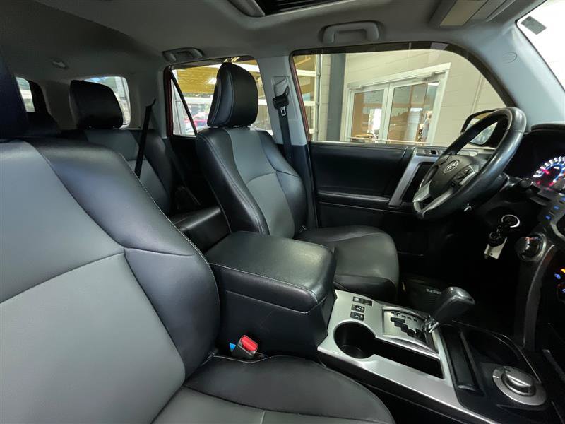 Used 2018 Toyota 4Runner SR5 Premium AWD/4WD image 35
