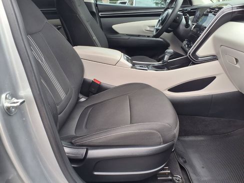 Certified 2024 Hyundai Tucson SEL FWD image 11