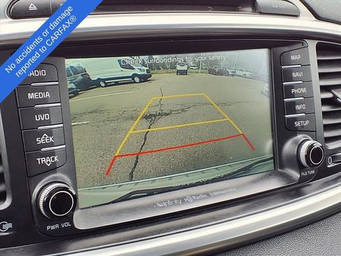 Used 2016 Kia Sorento SX image 26