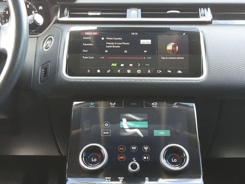 Used 2019 Land Rover Range Rover Velar S image 29
