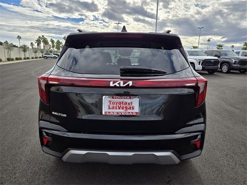 Used 2024 Kia Seltos S image 5