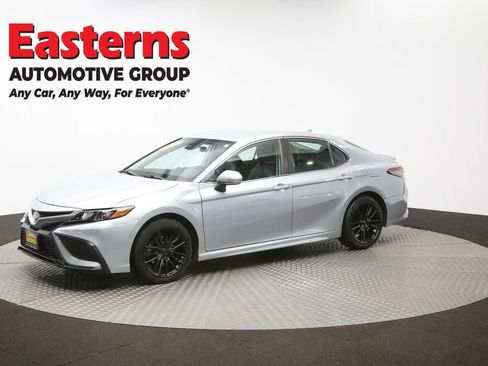 Used 2022 Toyota Camry SE image 55