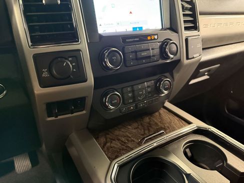 Used 2019 Ford F250 Lariat w/ Lariat Ultimate Package image 82