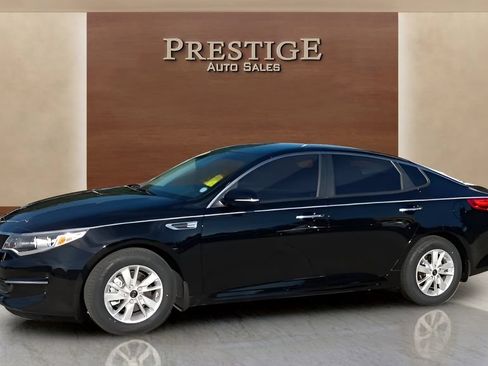 Used 2017 Kia Optima LX FWD image 16