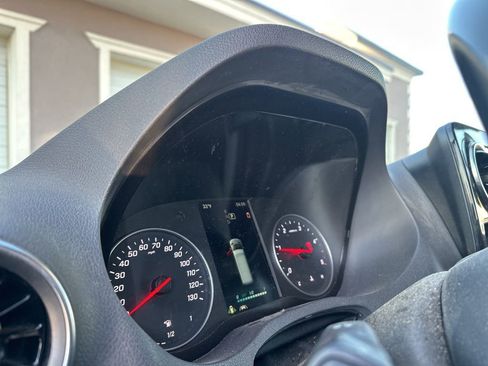 Used 2019 Mercedes-Benz Sprinter 4x4 144 image 10