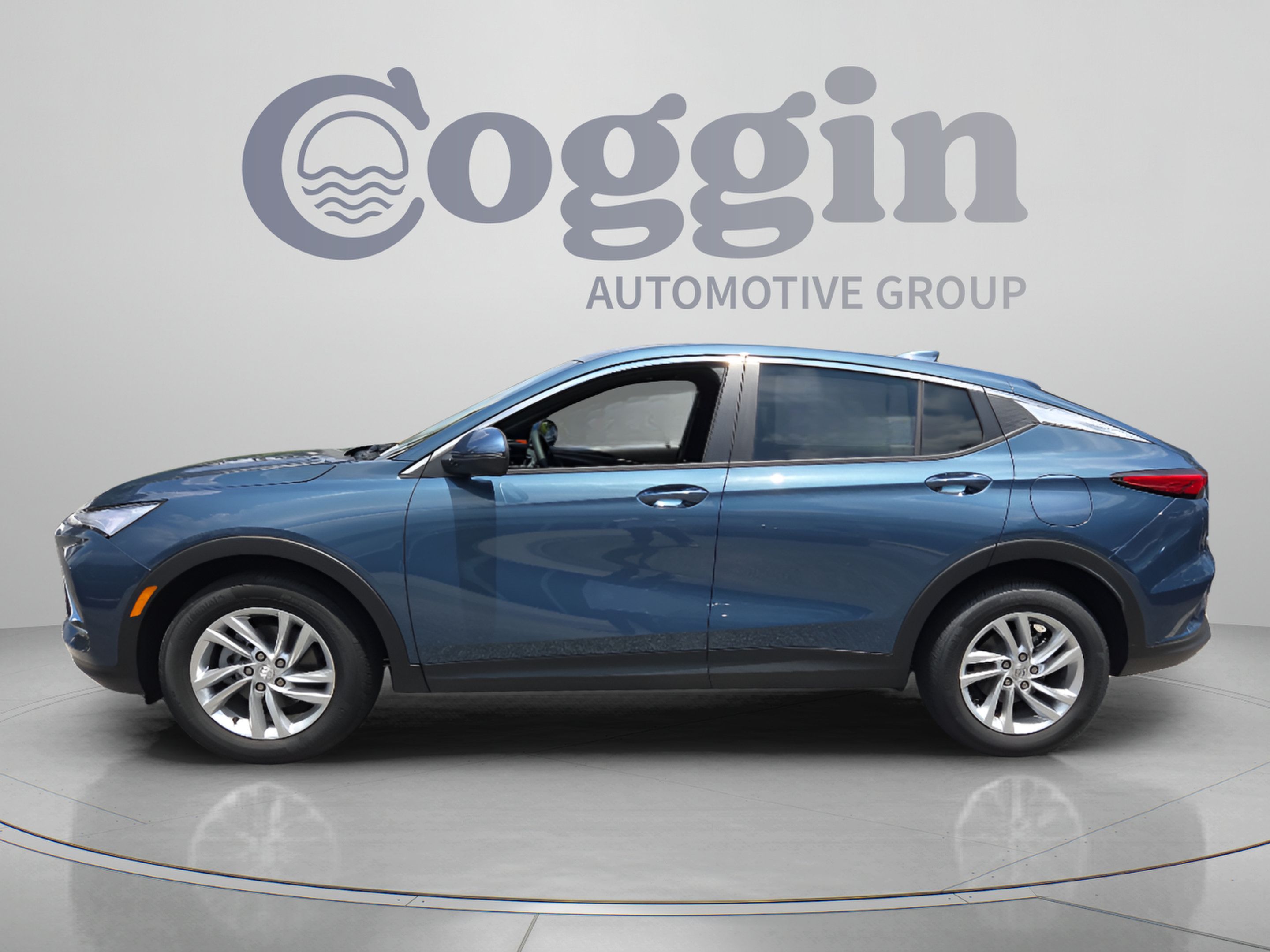 New 2026 Buick Envista Sport Touring w/ Convenience I Package FWD image 2