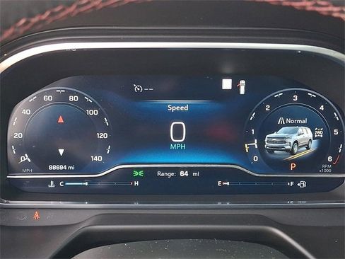 Used 2023 Chevrolet Suburban RST image 18