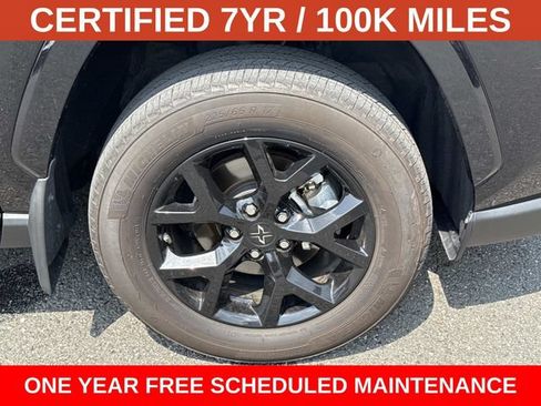 Used 2024 Toyota RAV4 XLE w/ Convenience Package AWD/4WD image 7