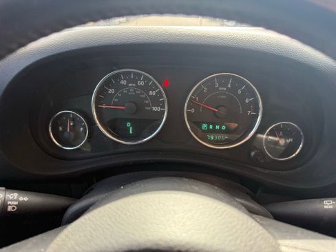 Used 2017 Jeep Wrangler Unlimited Sport w/ Quick Order Package 24S AWD/4WD image 17