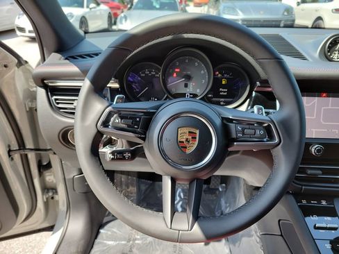 New 2026 Porsche Macan S image 37