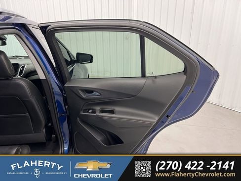 Used 2023 Chevrolet Equinox Premier image 12