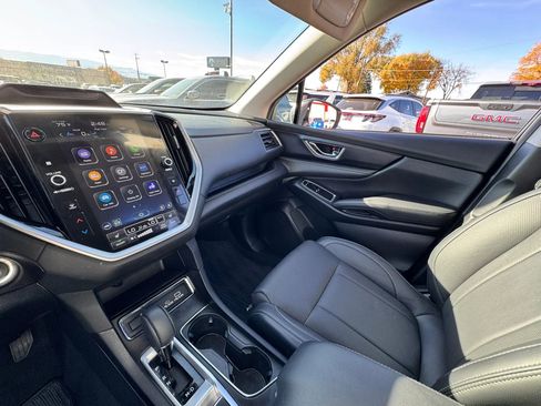 Used 2024 Subaru Ascent Limited image 18