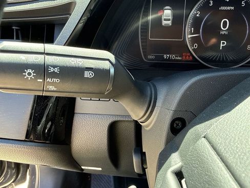 Used 2025 Lexus ES 350 w/ Premium Package image 28