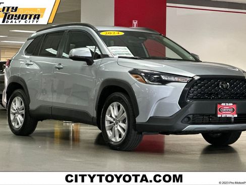 Certified 2024 Toyota Corolla Cross LE AWD/4WD image 1